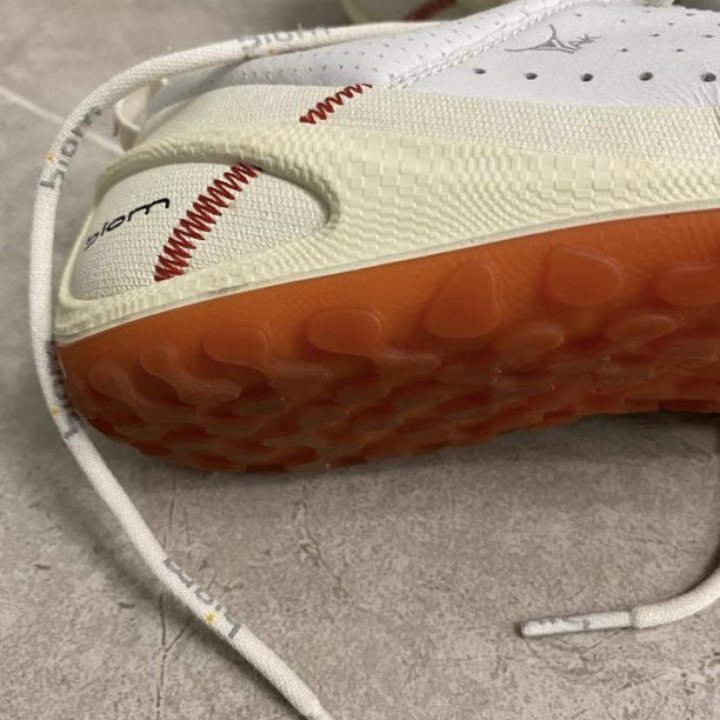 Кроссовки ecco