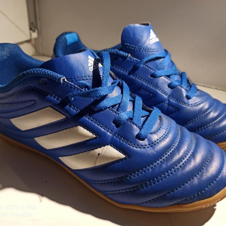 Adidas бутсы бампы футзалки оригинал 34-36