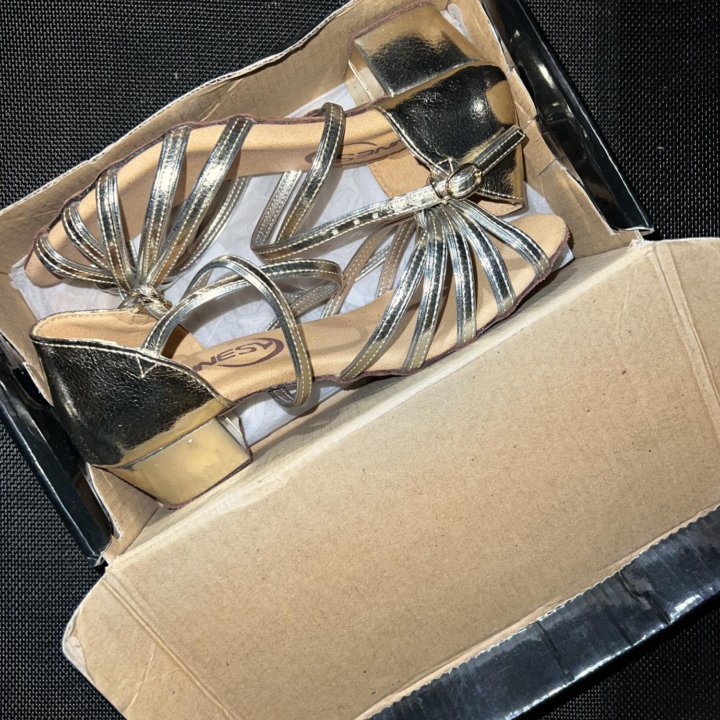 бальные туфли