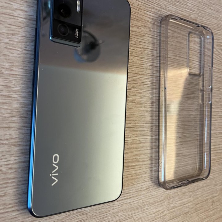 Телефон Vivo V23е