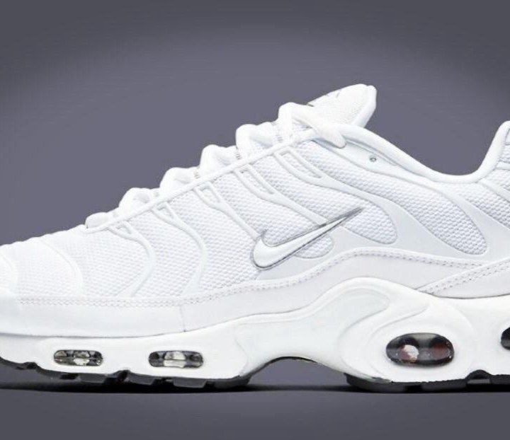 Кроссовки Nike Air Max Plus