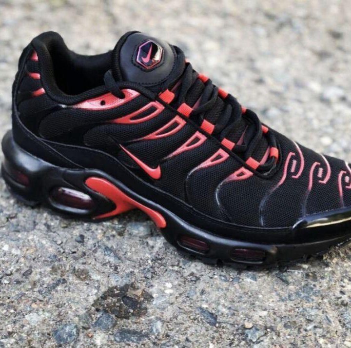 Кроссовки Nike Air Max Plus