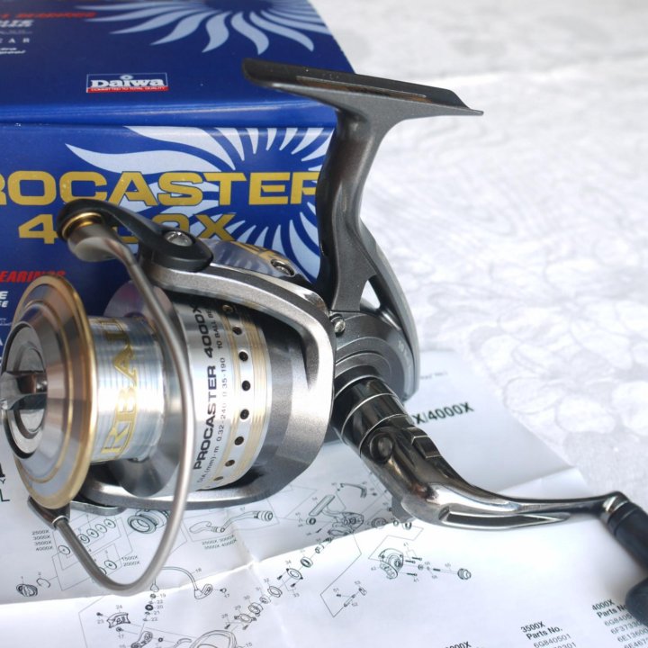 Спиннинговая катушка Daiwa Procaster 4000X новая