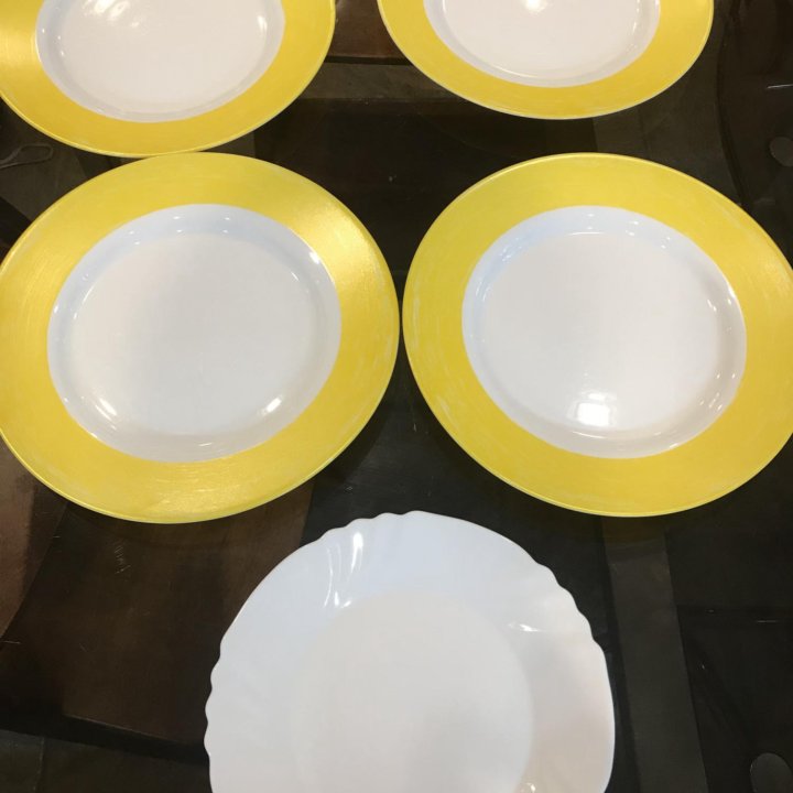 Тарелки столовые