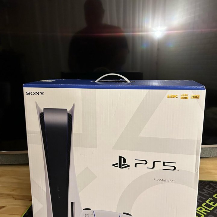 Sony Playstation 5 с дисководом + DualSense + игра