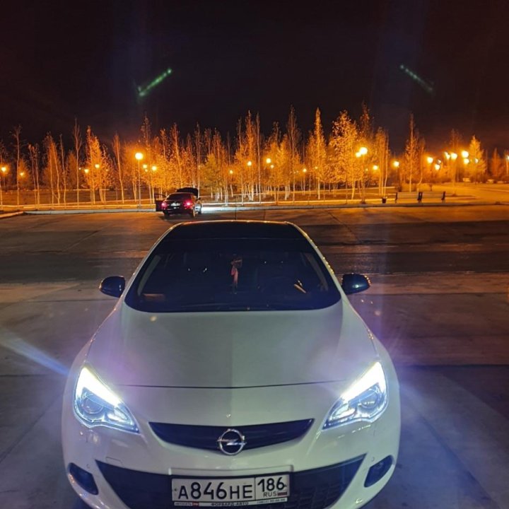 Opel Astra, 2013