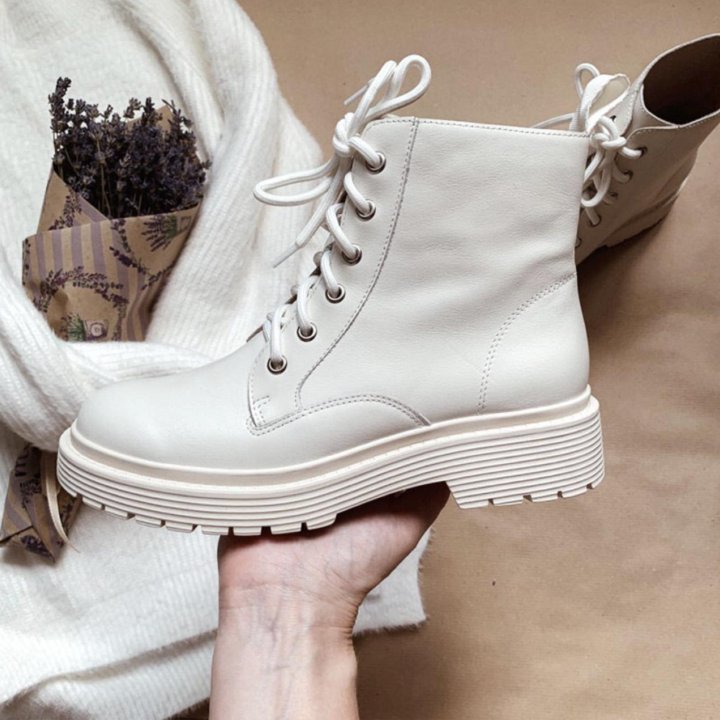 Кожаные ботинки