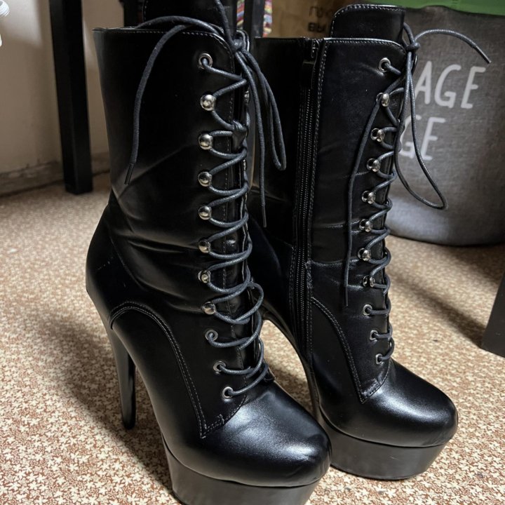 Сапоги стрипы