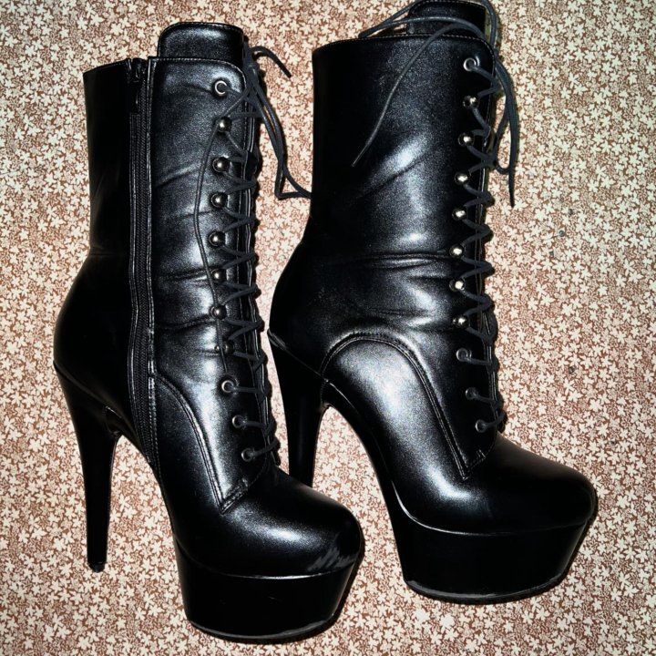 Сапоги стрипы