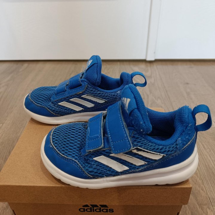 Кроссовки Adidas 26