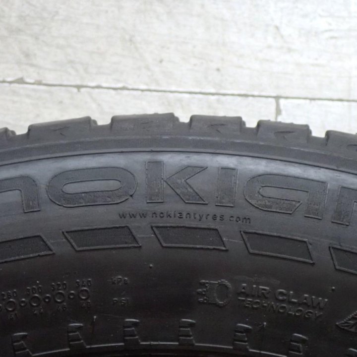 Nokian Tyres Hakkapeliitta 7 SUV 275/55 R20 117T