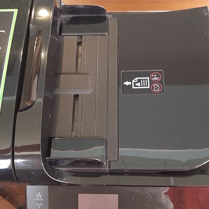 Продам мфу HP Officejet 6500A Plus