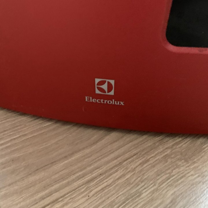 Увлажнитель и мойка воздуха Electrolux