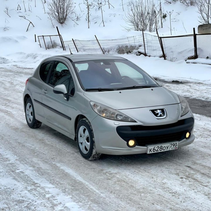 Peugeot 207, 2008