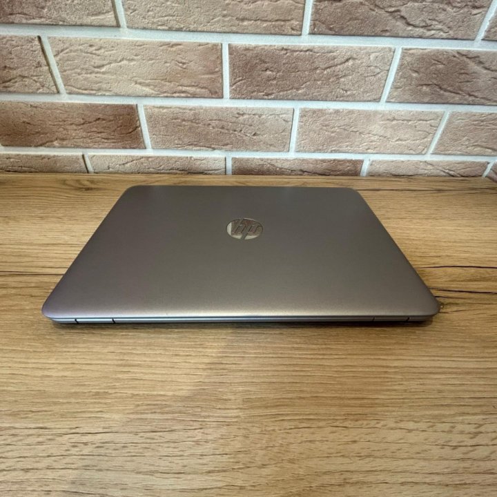 HP elitebook 840 G4 (core I5-7300U+SSD 256GB+8GB)