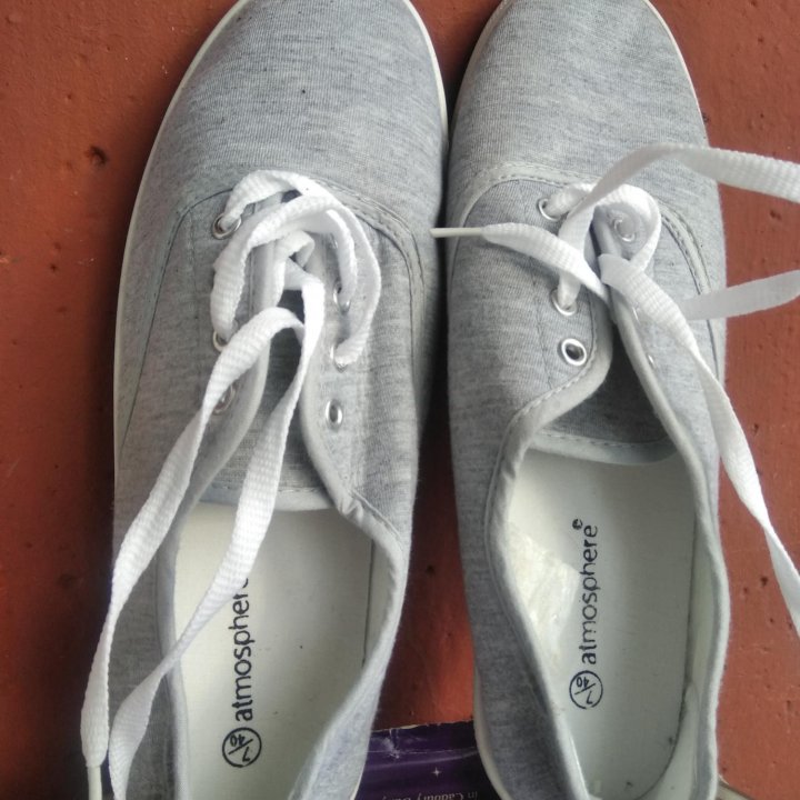 Разноцветные кеды