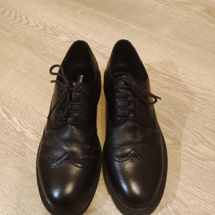 Полуботинки