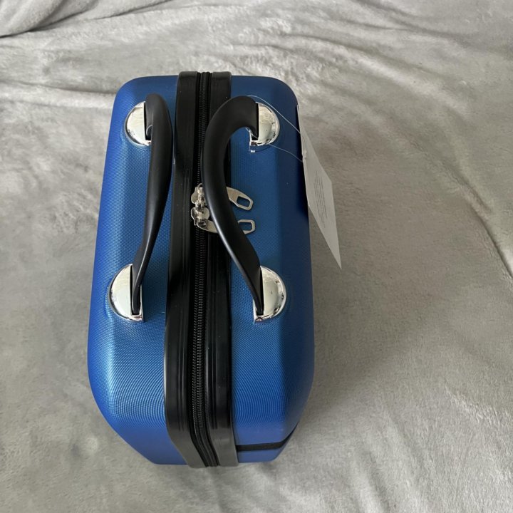 Сумка чемодан