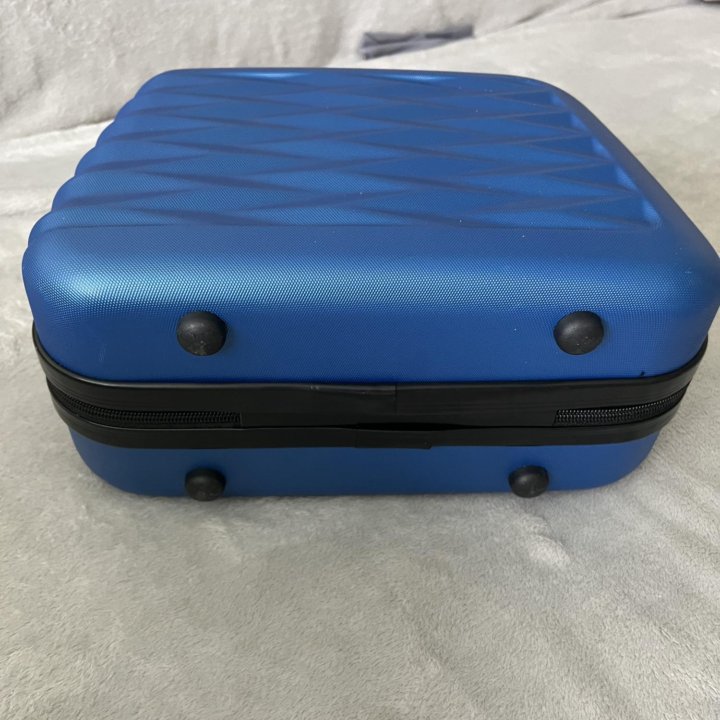 Сумка чемодан