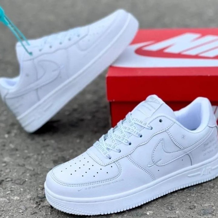 Кроссовки женские Nike Air Force