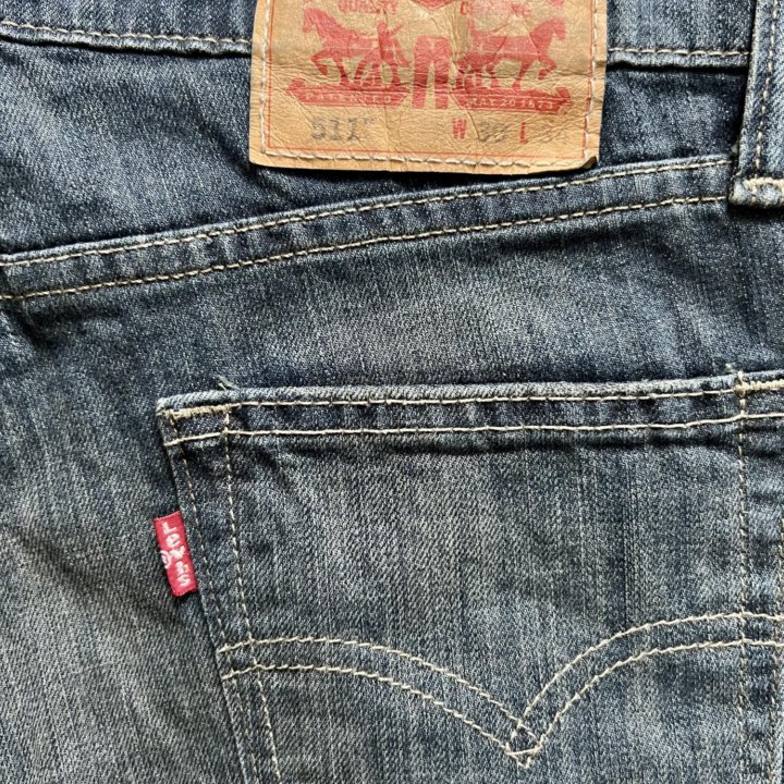 Джинсы Levi’s 511