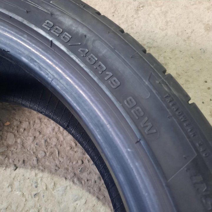 225/45R19 Dunlop Sport Maxx RT2 (RunFlat) (№5934)