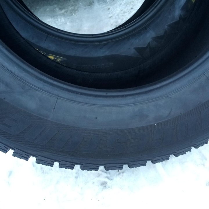 235 60 16 Bridgestone ICE Cruiser 5000 Japan