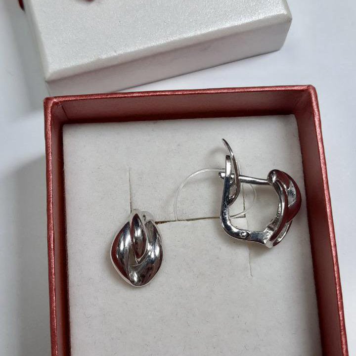 Серебряные серьги