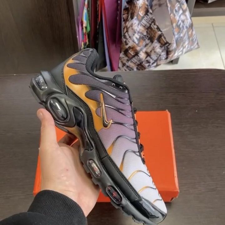 Кроссовки Nike Air Max TN plus