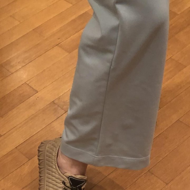 Женская обувь