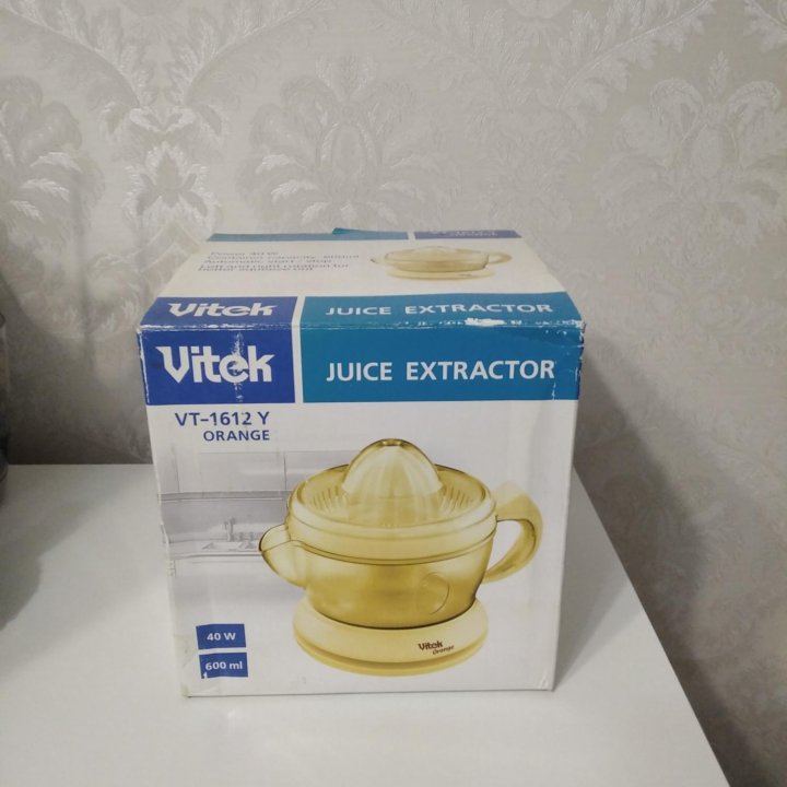 Соковыжималка Vitek для цитрусовых