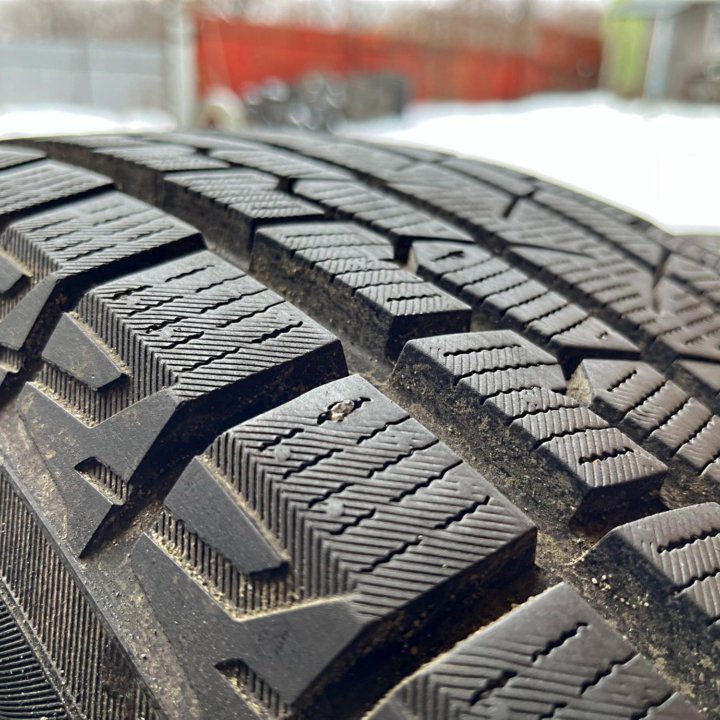 2 шт. Зима Yokohama Ice Guard SUV G075 225/65 R17