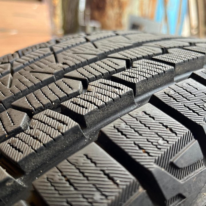 2 шт. Зима Yokohama Ice Guard SUV G075 225/65 R17