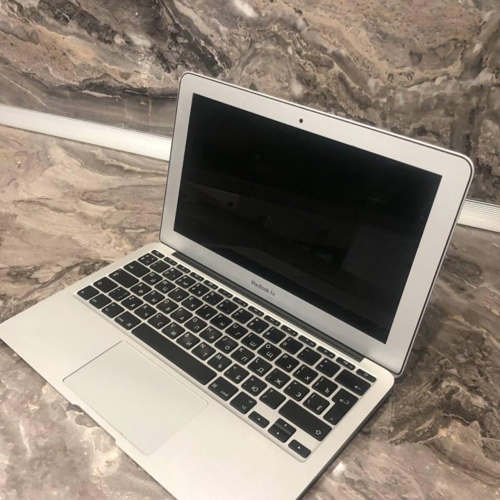 Apple MacBook Air 11