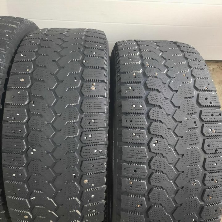 225/55R18 Yokohama Ice Guard F700Z (Лот №5931)