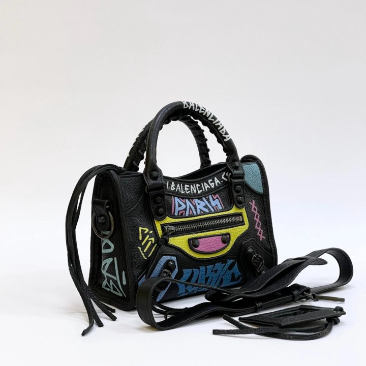 Сумки Balenciaga