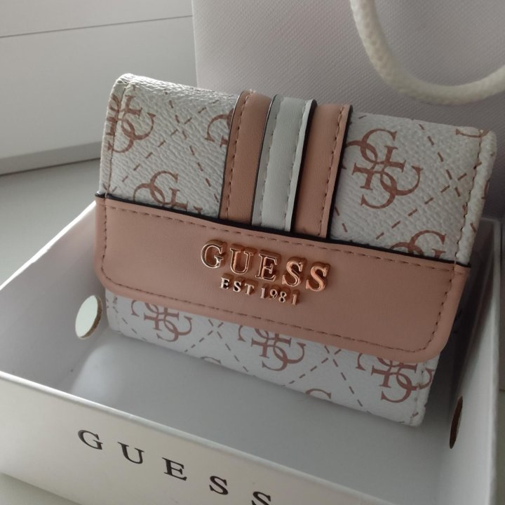 Кошелек Guess новый