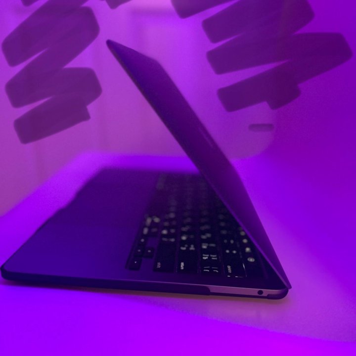 Продам MacBook Pro m1