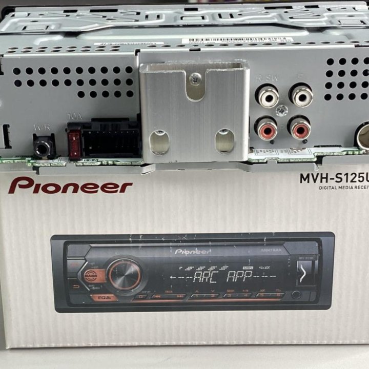 Pioneer MVH-S125UI магнитола новая