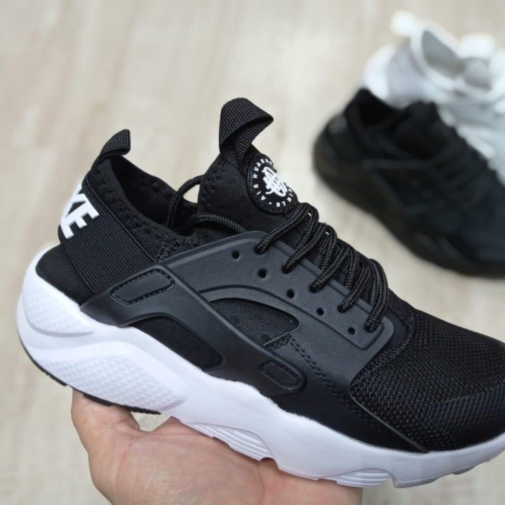 Кроссовки Nike Air Huarache Run Ultra