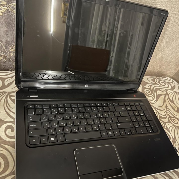 Ноутбук HP ENVY DV-7