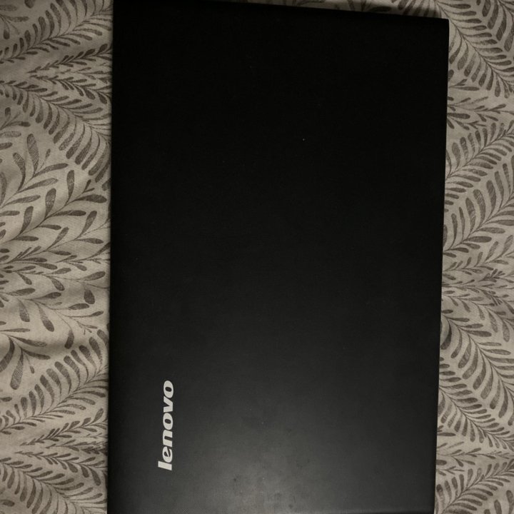 Ноутбук LENOVA