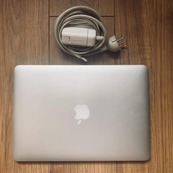 Apple MacBook Pro (Retina, 13 Early 2015) РСТ