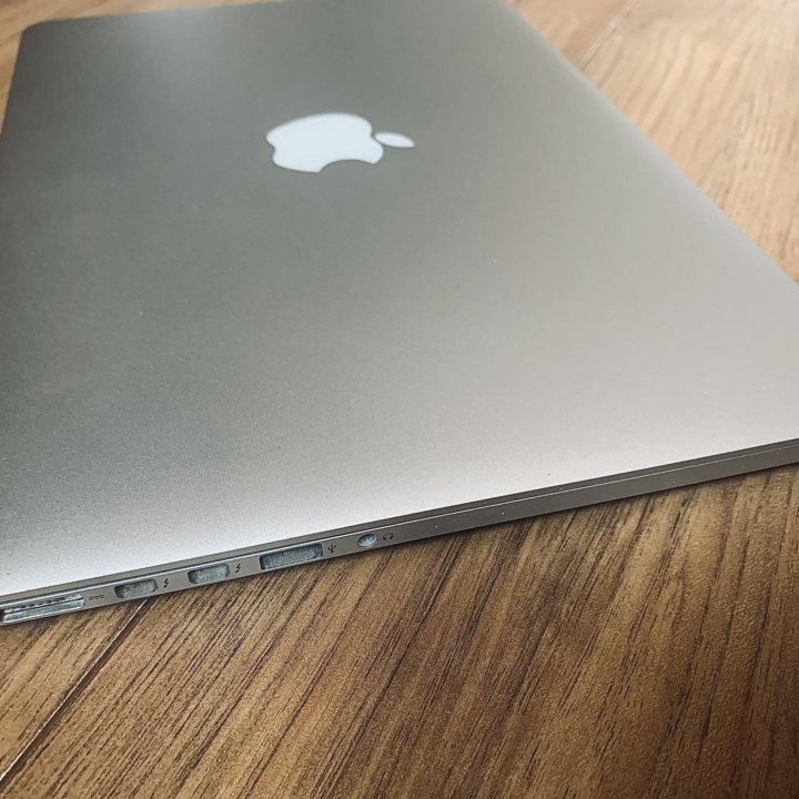 Apple MacBook Pro (Retina, 13 Early 2015) РСТ