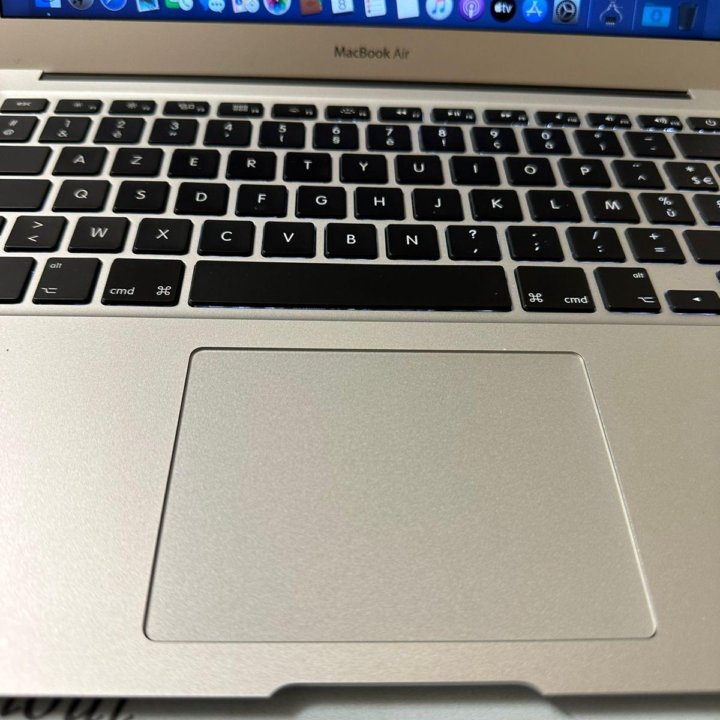 Apple MacBook Air 13 2014 CORE I7/8gb/128gb SSD/2