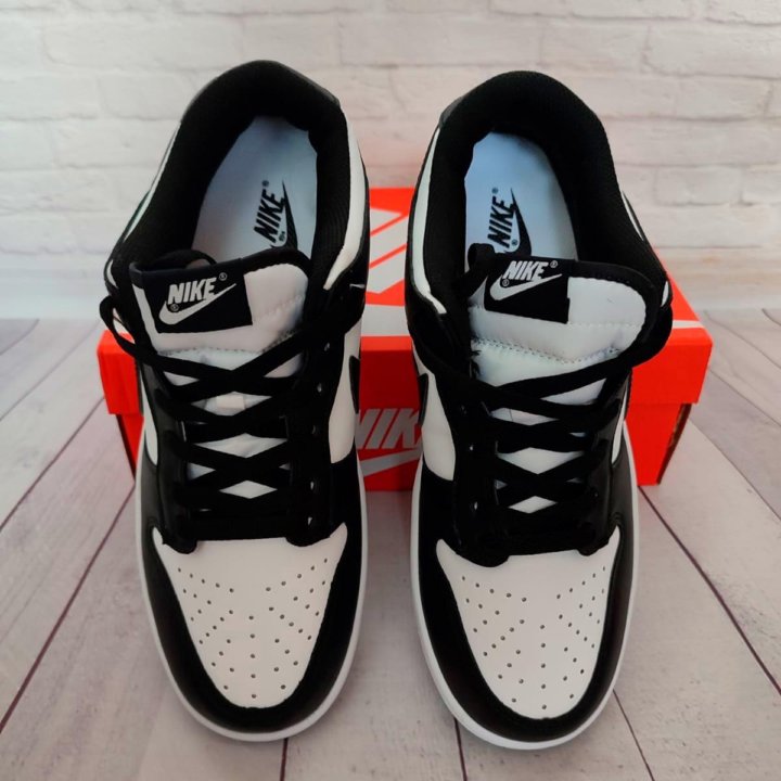 Кроссовки Nike Dunk Low Black/White