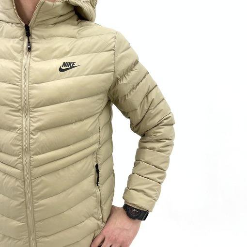 Демисезонная куртка весна\осень бежевая Nike