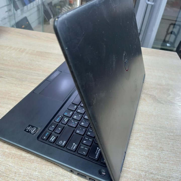 Ноутбук dell latitude e 7250