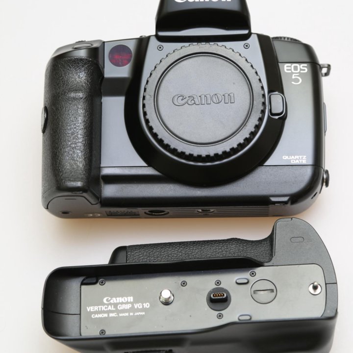 Canon EOS 5 Quartz Date с вертикальной ручкой VG10