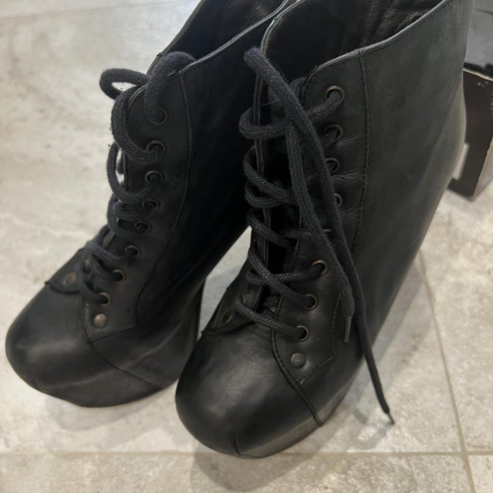 Ботильоны Jeffrey Campbell